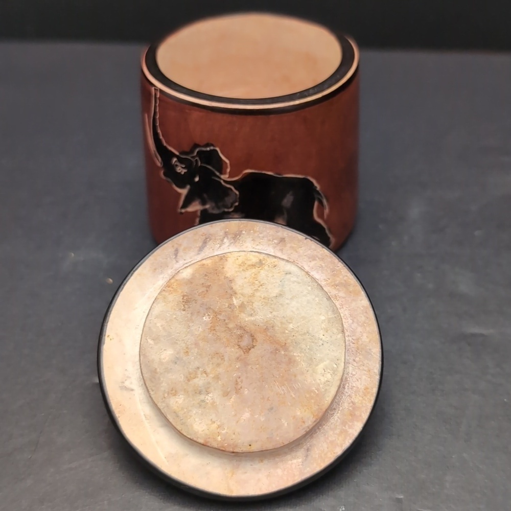 Kuku Hut,Hand carved Brown Stone Sugar And Creamer Set with Tray. - Picture 8 of 16